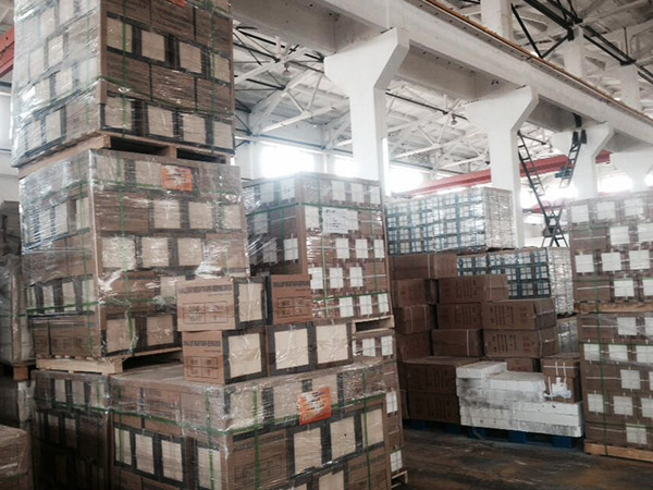 ����ש������ש